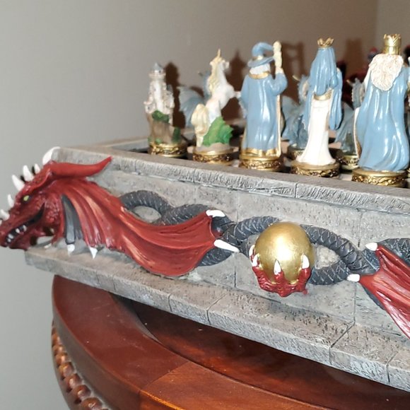 Collectors Dragon Chess Board set - Picture 5 of 12